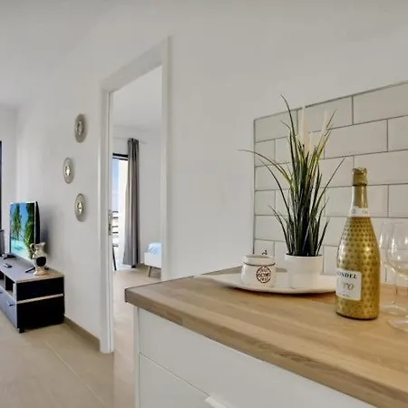 212 Elegant, Renovated, Confortable * Playa Paraiso (Tenerife)