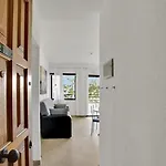 212 Elegant, Renovated, Confortable Apartment