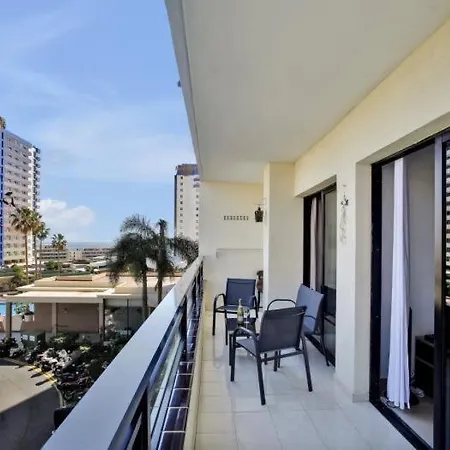 212 Elegant, Renovated, Confortable