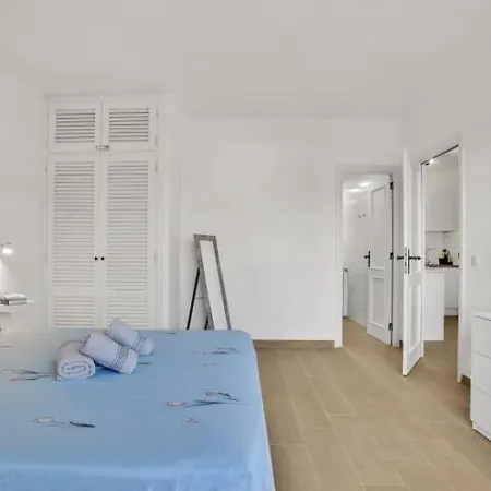 212 Elegant, Renovated, Confortable Apartment