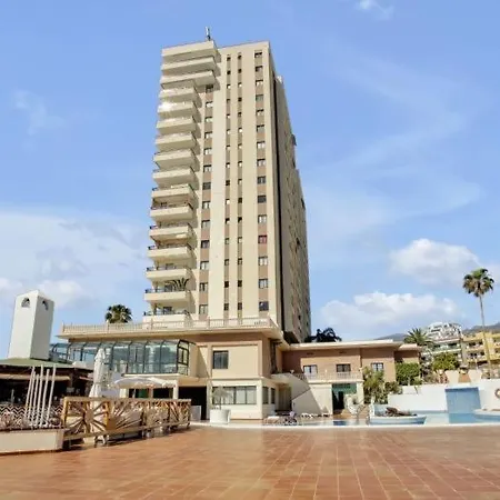 212 Elegant, Renovated, Confortable Apartment *